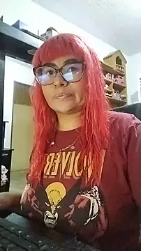 Snapshot of roxy_riot chatting on 10/28/25, 05:26 roxy riot online show from 10/28/25, 05:26