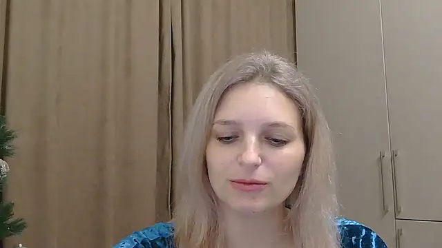 ElisSky301 online show from 12/19/25, 09:22