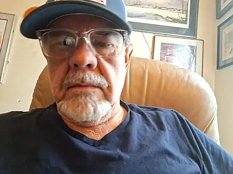 pena633 online show from 12/04/25, 03:32