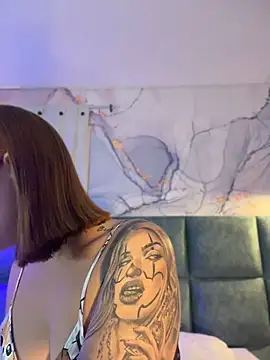 Snapshot of Beella1_ chatting on 06/03/26, 10:40 Beella1 online show from 06/03/26, 10:40
