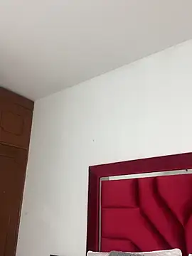 NataliaaMiller  online show from 11/17/25, 11:05