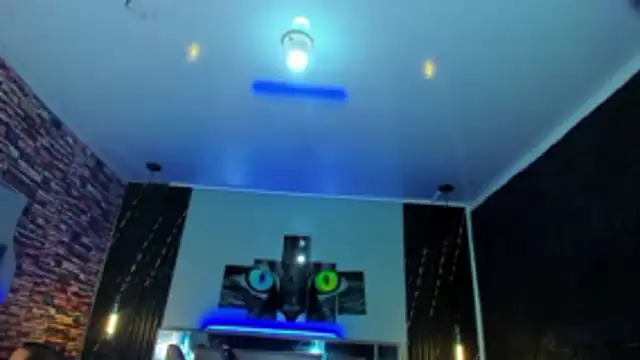 Snapshot of Jennfer_Winson chatting on 11/22/25, 07:35 Jennfer Winson online show from 11/22/25, 07:35