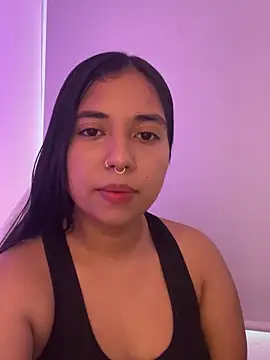 Snapshot of aly_nicols chatting on 10/29/25, 10:00 aly nicols online show from 10/29/25, 10:00