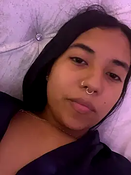 Snapshot of aly_nicols chatting on 11/05/25, 07:08 aly nicols online show from 11/05/25, 07:08