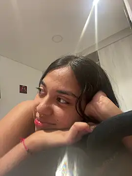 aly nicols online show from 07/19/26, 05:33