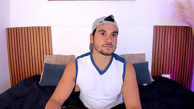 Snapshot of Jake_muller1 chatting on 11/06/25, 03:29 Jake muller1 online show from 11/06/25, 03:29