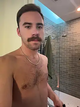 Snapshot of bobbyatx chatting on 11/07/25, 11:16 bobbyatx online show from 11/07/25, 11:16