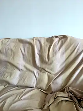 Selena Roa online show from 11/30/25, 04:11