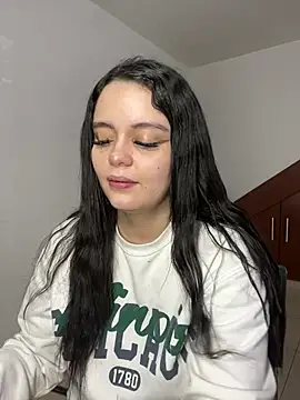 Selena Roa online show from 02/07/26, 03:16