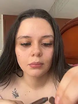 Snapshot of Selena_Roa chatting on 05/23/26, 07:18 Selena Roa online show from 05/23/26, 07:18