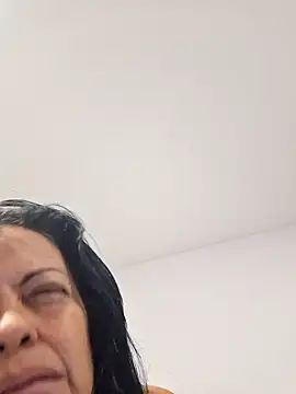 Snapshot of viviana-sexi chatting on 02/16/26, 01:46 viviana-sexi online show from 02/16/26, 01:46