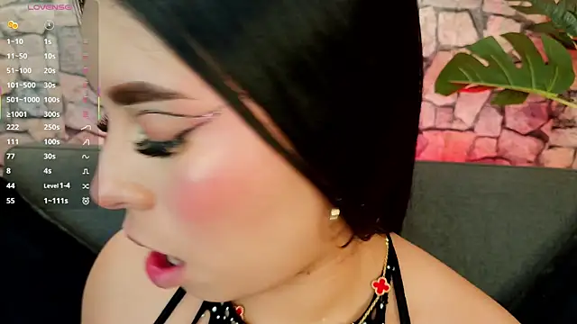 mia roux1 online show from 11/09/25, 06:17