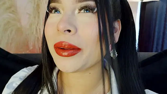 mia roux1 online show from 01/16/26, 07:07