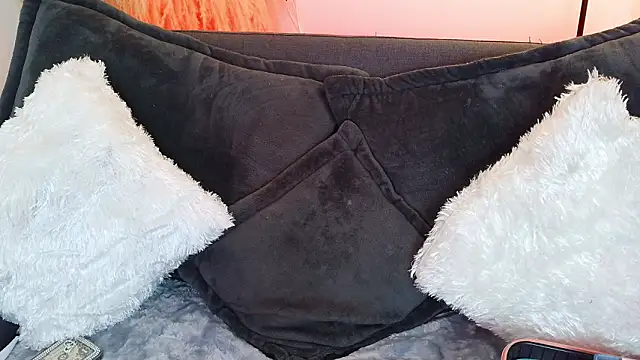 mia roux1 online show from 03/20/26, 07:19