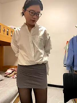 Snapshot of Nlen_baby chatting on 11/19/25, 12:38 Nlen baby online show from 11/19/25, 12:38