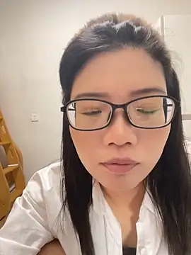 Snapshot of Nlen_baby chatting on 11/20/25, 12:27 Nlen baby online show from 11/20/25, 12:27