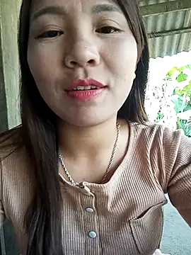 Snapshot of -Lanaa- chatting on 12/02/25, 07:57 -Lanaa- online show from 12/02/25, 07:57