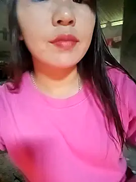 Snapshot of -Lanaa- chatting on 12/04/25, 08:01 -Lanaa- online show from 12/04/25, 08:01