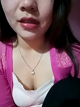 -Lanaa- online show from 02/09/26, 09:30