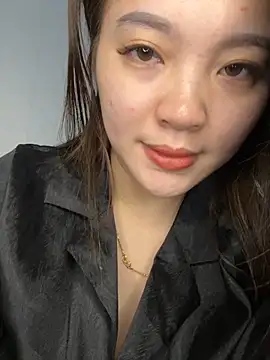 helo-kitty online show from 11/03/25, 08:48