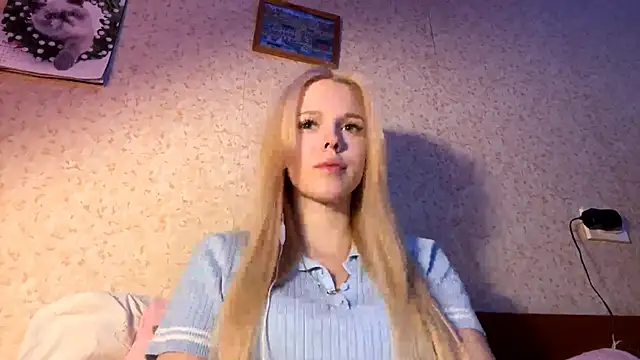 Snapshot of LiltedLube chatting on 11/16/25, 04:12 LiltedLube online show from 11/16/25, 04:12