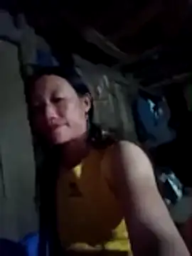 Snapshot of Phantamay chatting on 10/30/25, 01:45 Phantamay online show from 10/30/25, 01:45