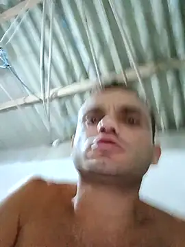 Snapshot of Morenodotado0 chatting on 10/29/25, 04:26 Morenodotado0 online show from 10/29/25, 04:26