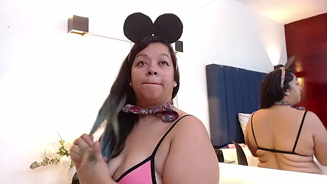 Angyrios online show from 10/31/25, 01:23