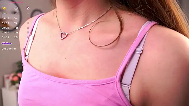 LeonoraWoods online show from 11/07/25, 06:02