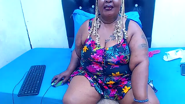 MatureMilfxxx online show from 01/17/26, 08:23