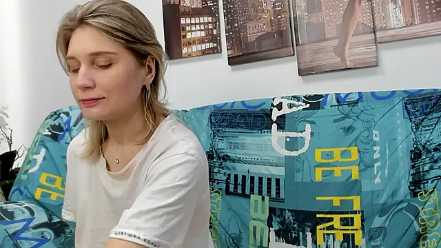 Tenderly Sophie online show from 03/01/26, 01:29