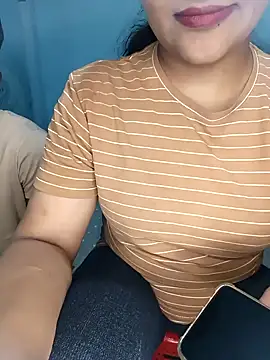 CoupleShow 432 online show from 11/23/25, 01:44