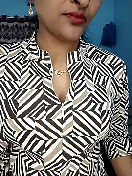 CoupleShow 432 online show from 02/04/26, 01:06