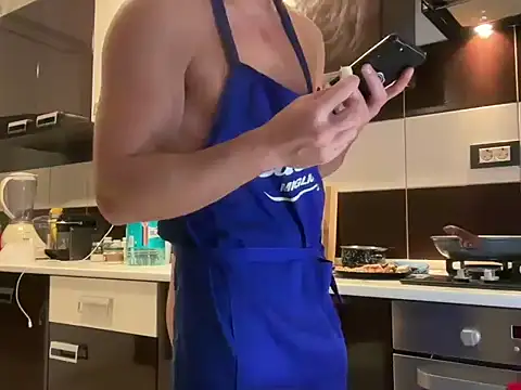 Snapshot of GitanoBoy chatting on 10/26/25, 07:47 GitanoBoy online show from 10/26/25, 07:47