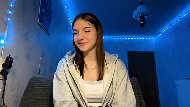 Beauty miIa online show from 10/29/25, 04:53