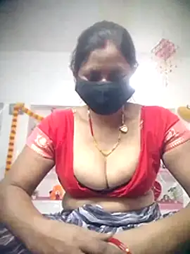 Snapshot of QRESABABY chatting on 10/24/25, 09:49 QRESABABY online show from 10/24/25, 09:49