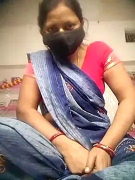 Snapshot of QRESABABY chatting on 10/29/25, 11:06 QRESABABY online show from 10/29/25, 11:06