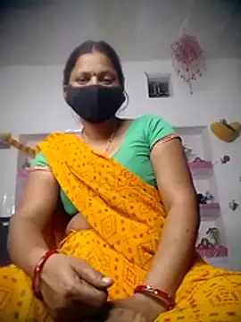 Snapshot of QRESABABY chatting on 11/02/25, 05:15 QRESABABY online show from 11/02/25, 05:15