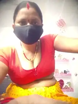 Snapshot of QRESABABY chatting on 11/05/25, 11:32 QRESABABY online show from 11/05/25, 11:32