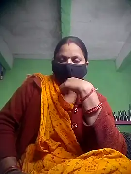 Snapshot of QRESABABY chatting on 11/12/25, 10:37 QRESABABY online show from 11/12/25, 10:37