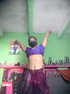 Snapshot of QRESABABY chatting on 11/13/25, 09:19 QRESABABY online show from 11/13/25, 09:19