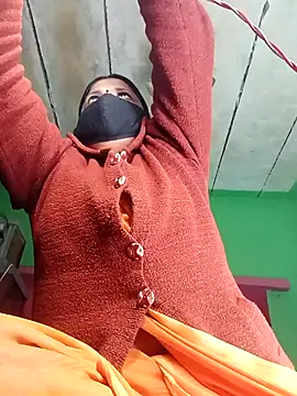 Snapshot of QRESABABY chatting on 11/24/25, 10:20 QRESABABY online show from 11/24/25, 10:20