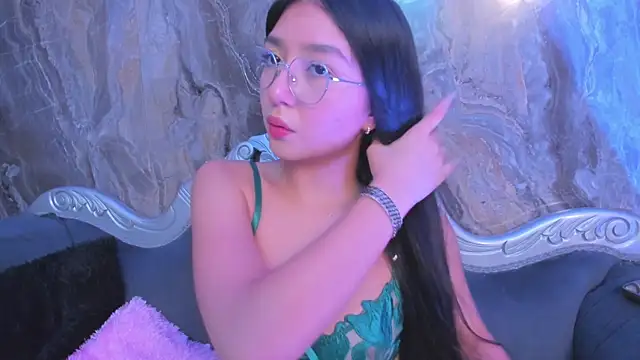 sydney miller  online show from 12/22/25, 11:24