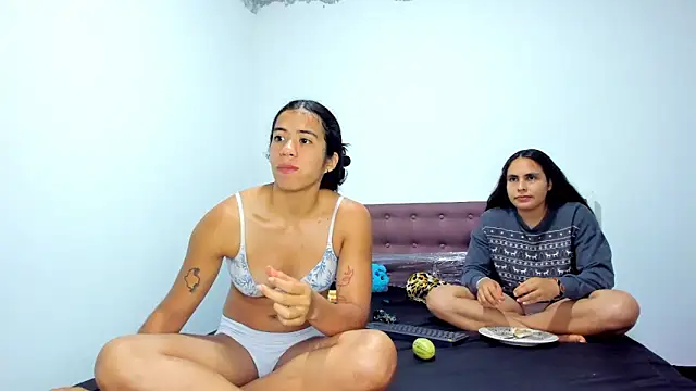 AshleyDeLuca  online show from 02/07/26, 12:03