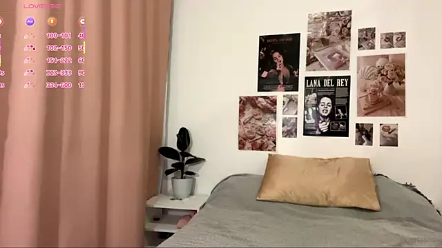 Kira Sanders online show from 11/21/25, 04:49