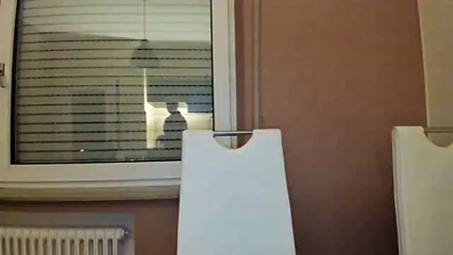 Blueskynicci online show from 12/23/25, 05:05