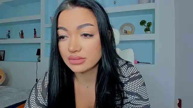 juliexxx online show from 11/01/25, 08:00