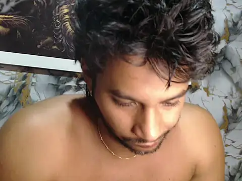 Snapshot of Rigel_paxs chatting on 11/17/25, 02:17 Rigel paxs online show from 11/17/25, 02:17