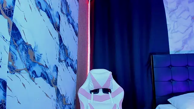 Scarlet DLuce online show from 02/27/26, 08:58