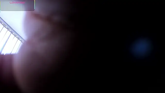 Snapshot of kendra_crow chatting on 12/01/25, 02:22 kendra crow online show from 12/01/25, 02:22